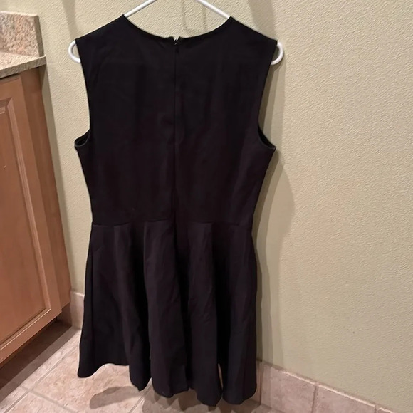 Diane Von Furstenberg woman's black cocktail dress - Picture 9 of 10